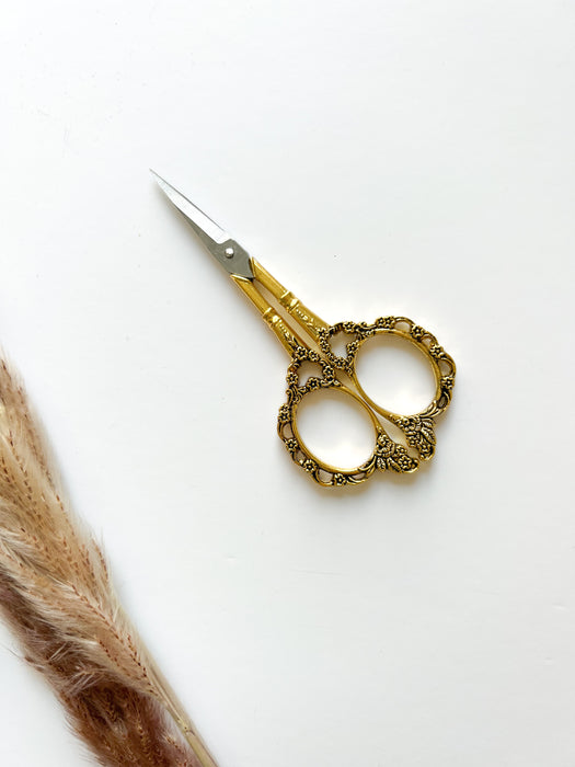 Vintage Embroidery Scissors– Mindful Mantra Embroidery