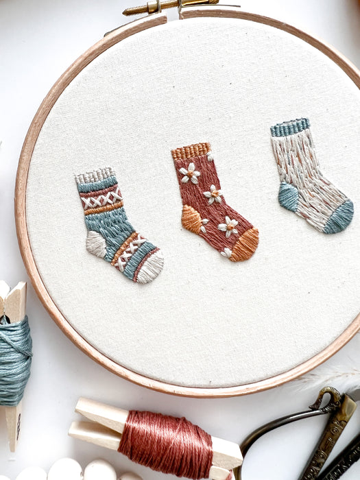 Knitted Socks Embroidery Pattern with Instructions || Digital Download